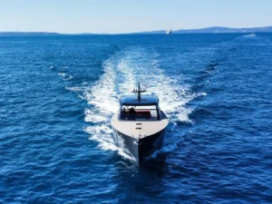 Front view of the Colnago 45 cruising on the Adriatic