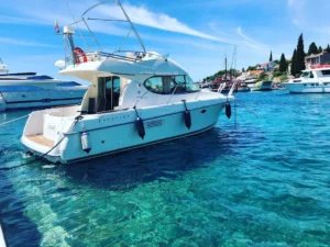 Jeanneau prestige 32 motor yacht split marina.webp